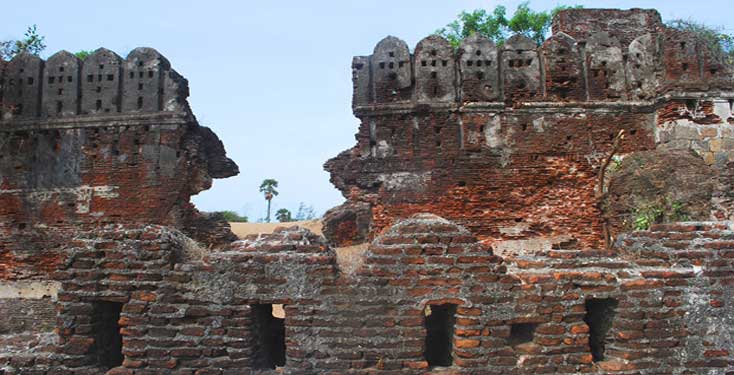 Alamparai Fort